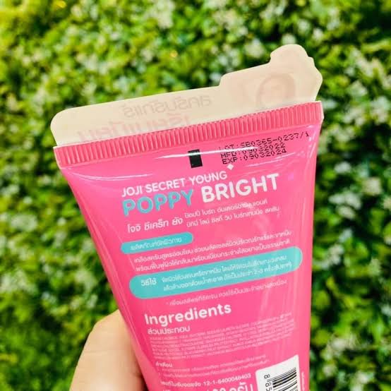 Joji Secret Young Poppy Bright Underarm And Bikini Line Brightening Scrub 100g/lulur ketiak/selangkangan