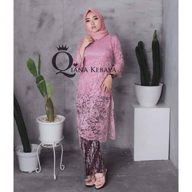 Paling Inspiratif Setelan Kebaya Brokat Modern Tunik Brokat