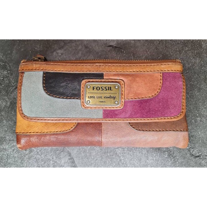 Dompet Fossil