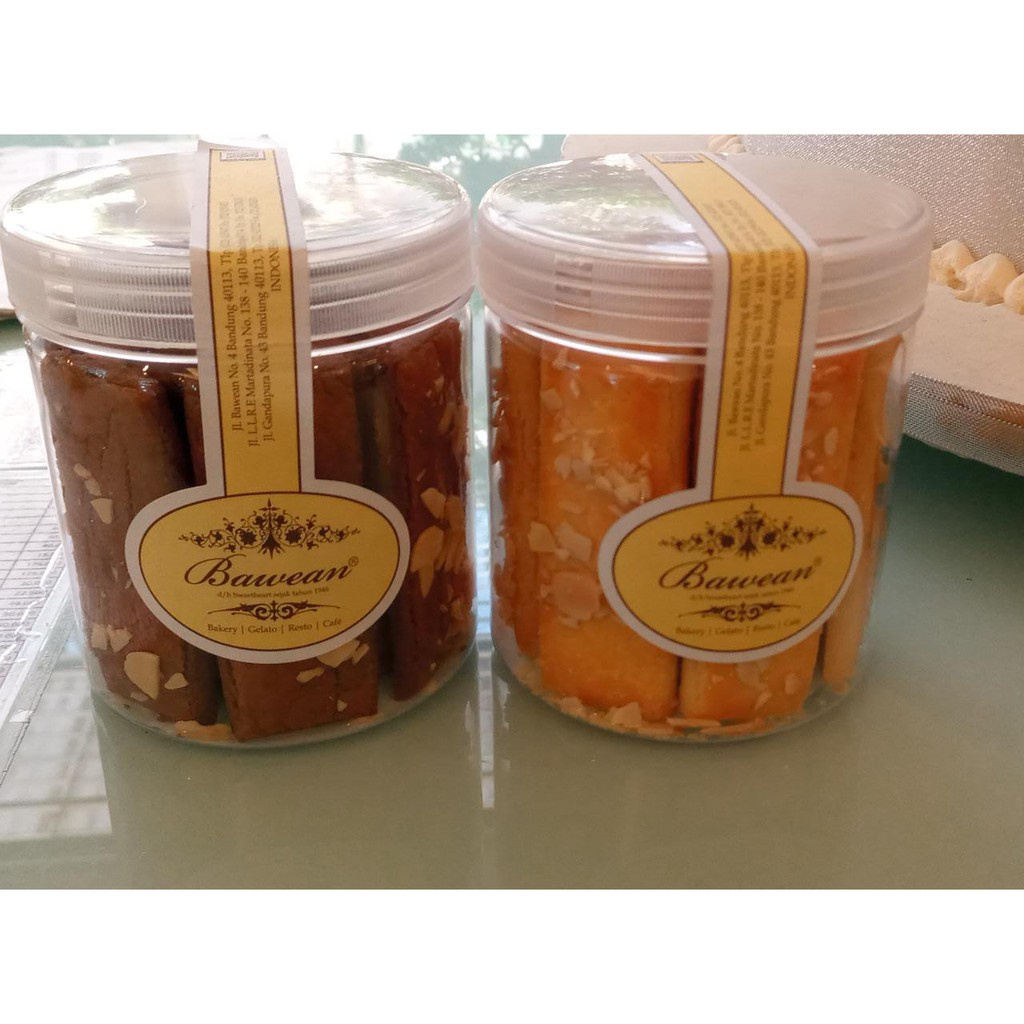 

READY JAKARTA 22 MAR 2025 - YANHAGEL VANILLA COKELAT COOKIES BAWEAN SWEETHEART BANDUNG BEST SELLER HAMPERS HAMPER NATAL CHRISTMAS PAKET PACKAGE FESTIVE SEASON CNY NEW YEAR IMLEK LEBARAN IDUL FITRI RAMADAN GIFT OLEH OLEH AUTHENTIC ORIGINAL KULINER JAJA