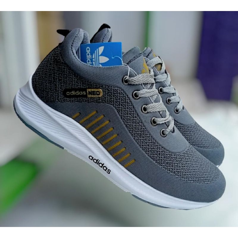 snakers cewek Nike zoom/ sepatu senam/sepatu wanita-Abu