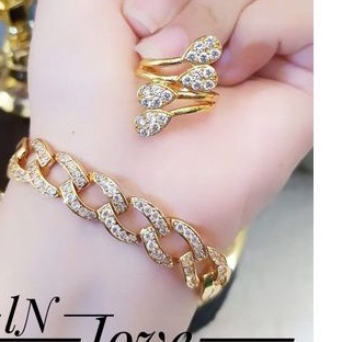 Gelang dan cincin YI23