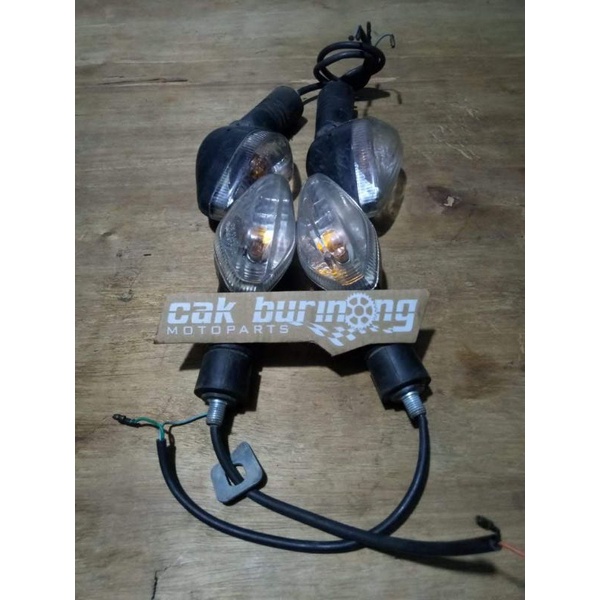 Lampu Sein CB150R Verza Megapro