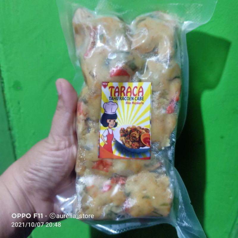 MAKANAN ENAK TARACA MOJOKERTO (tahu racoen isi cabe)