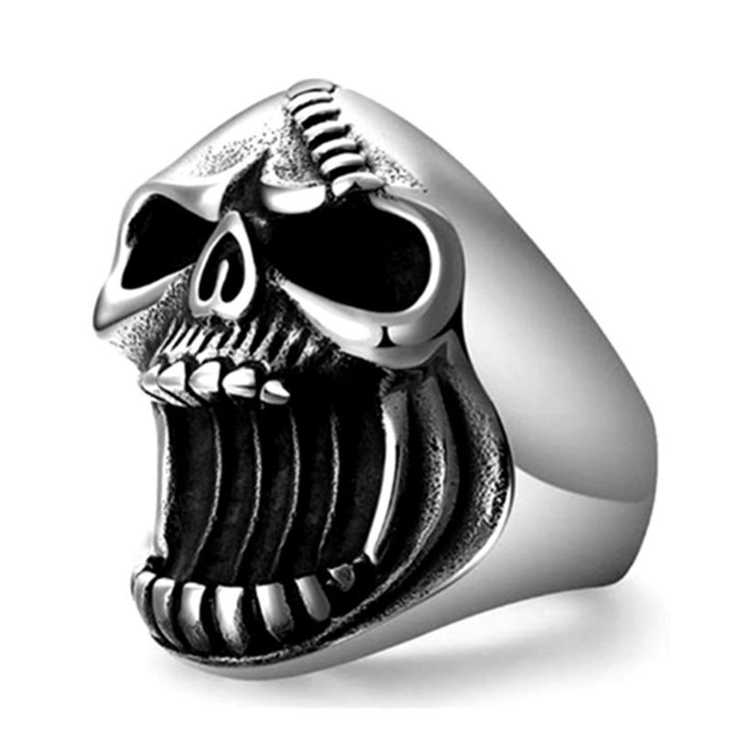 Cincin Bentuk Tengkorak Bahan Stainless Steel Gaya Punk Hip-Hop Untuk Pria