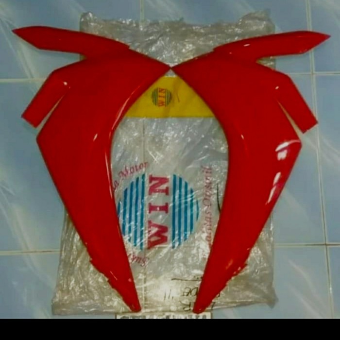 Sayap Honda Blade New Merah