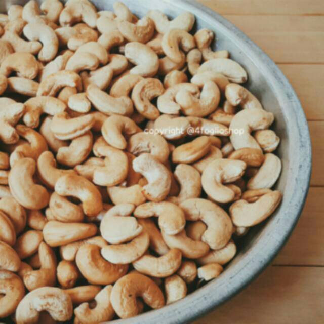 

Kacang Mede Premium 100 Gram