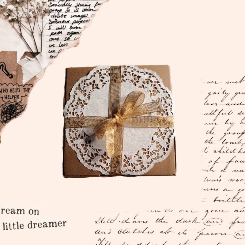 

GIFT BOX atau HAMPERS PAKAIAN UNTUK KADO ATAU KEMASAN YANG LEBIH MENARIK