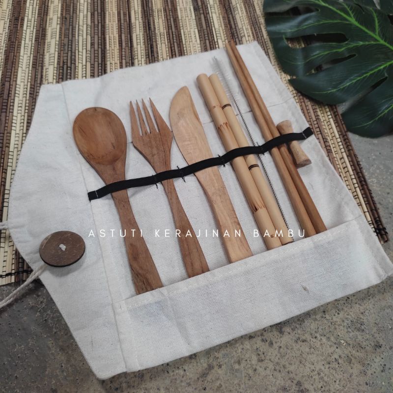 Cutlery Set Kayu/Alat Makan Kayu Jati & Kelapa 1 SET