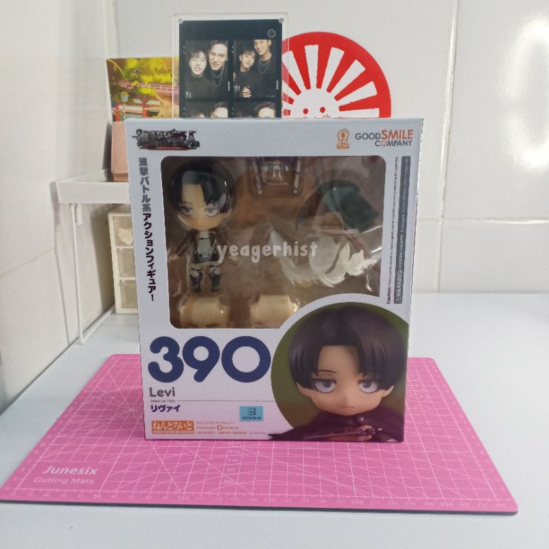 NENDOROID LEVI ACKERMAN 390 BIB BOOKED