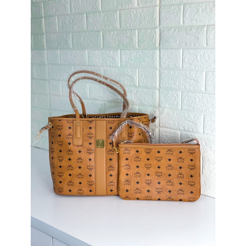 NEW MCM Reversible Tote Cognac with Pouch