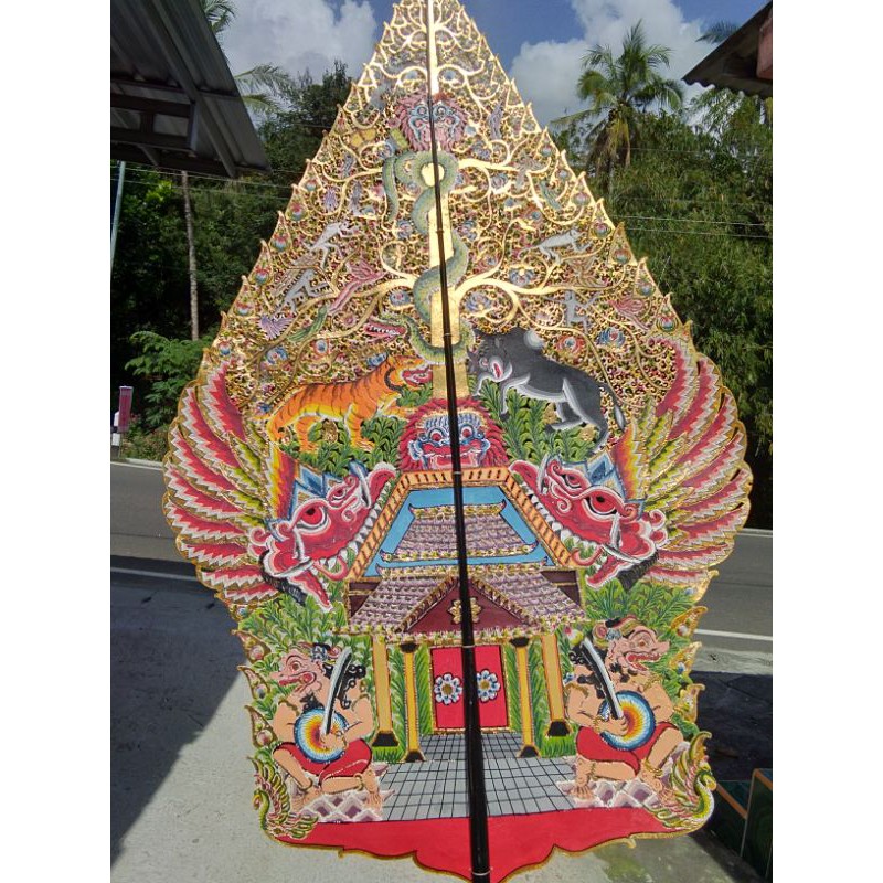 wayang gunungan alusan