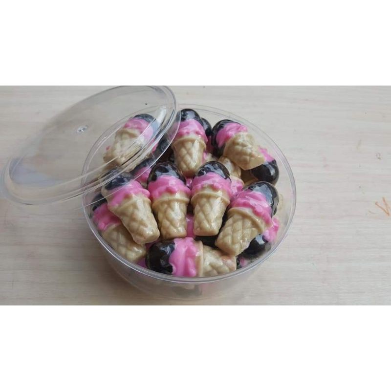 

COKLAT PRALINE ICE CREAM 250GR