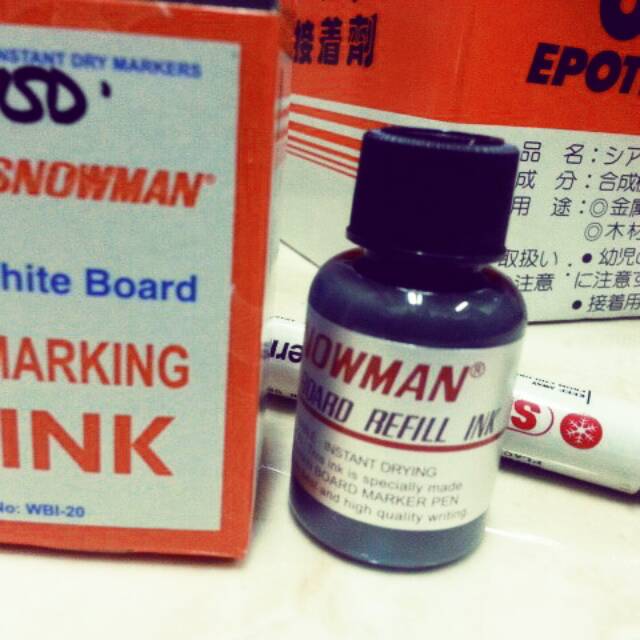

isi tinta spidol whiteboard snowman