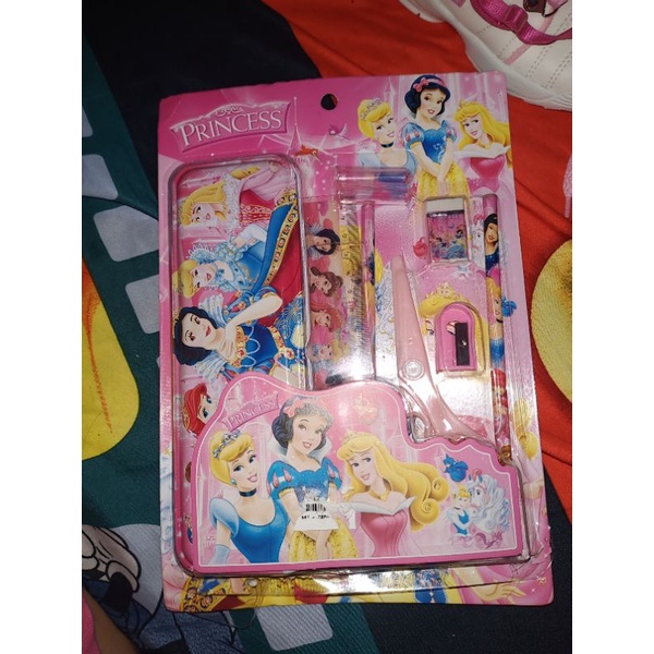 

alat tulis anak princess