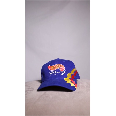 Topi nascar Hotwhells