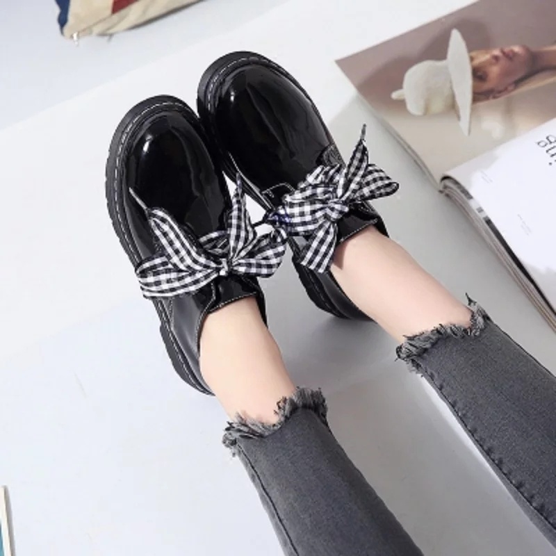 SEPATU WANITA VINTAGE DOCMART / SEPATU BOOTS PREMIUM TALI KOTAK (free 2tali) 002