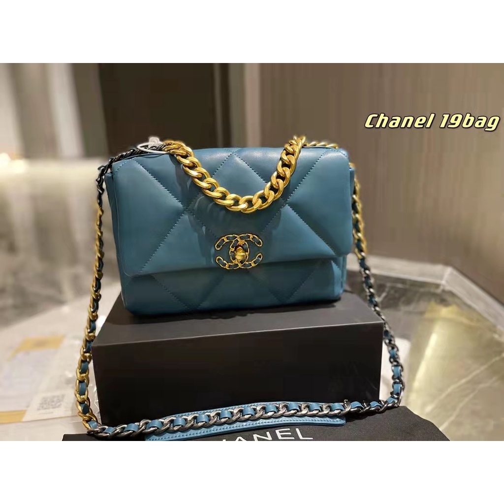 

The new #chanelbag