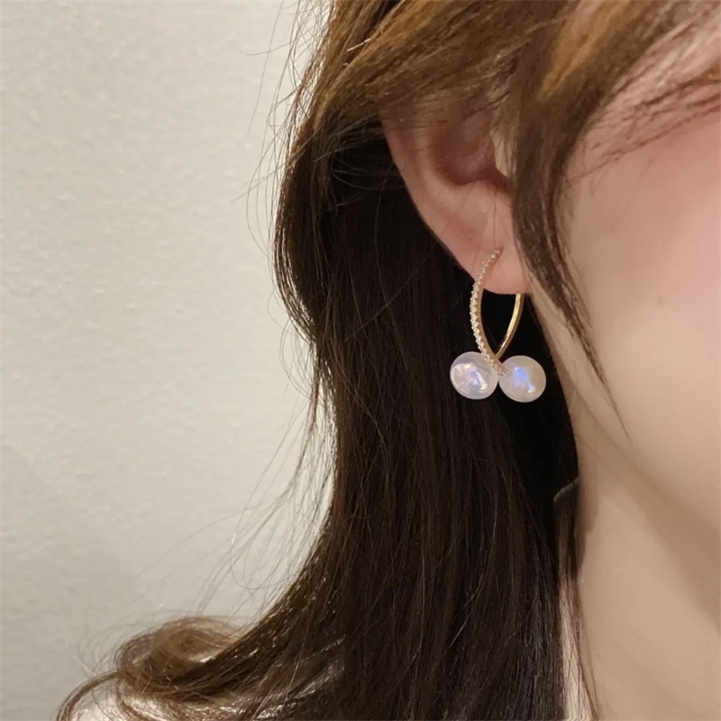 Anting Tusuk Gantung Bahan Sterling Silver 925 Hias Mutiara Gaya Retro / Korea / Trendy Untuk Wanita