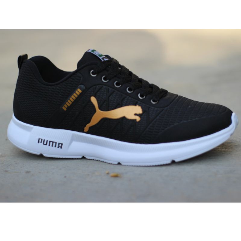 Sepatu Sneakers Pria Emboss Gold