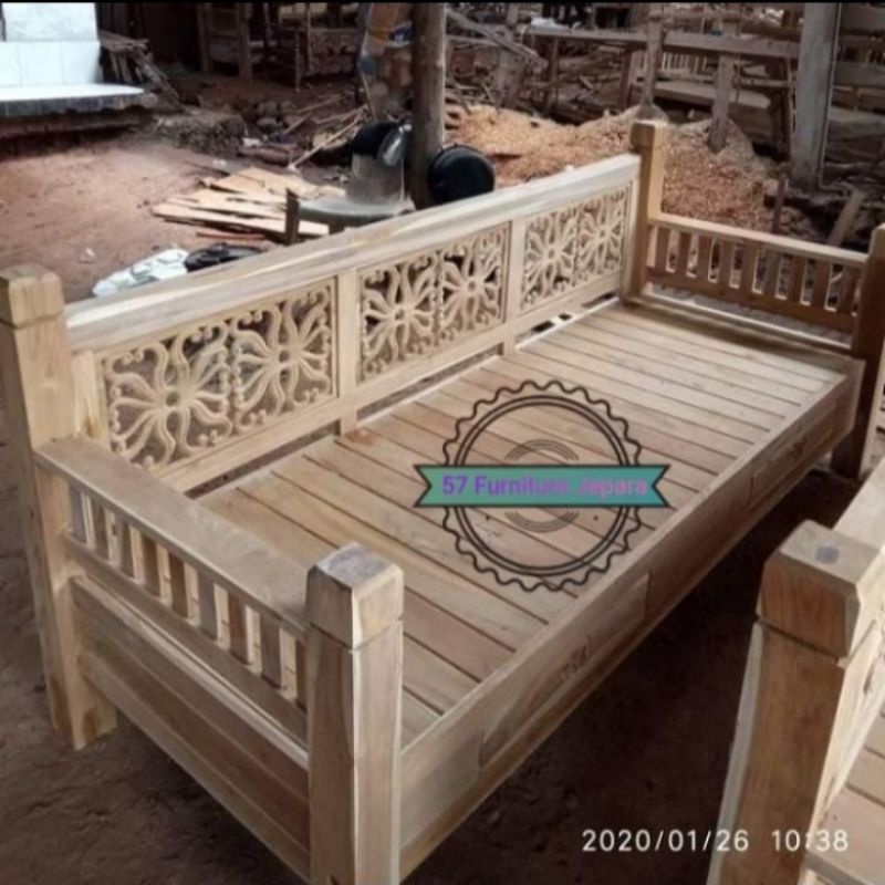 Daybed ukir Jepara - Bangku unik/bale bale risban kayu jati mentahan murah