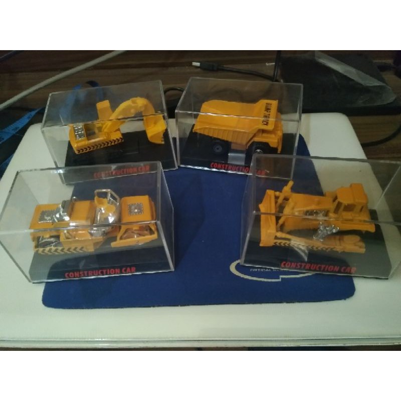 Miniatur alat berat dump truck / excavator / bulldozer / roller
