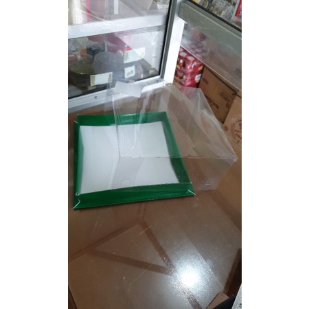 

DUS / KOTAK CORRUGATED 20x20x8.5cm