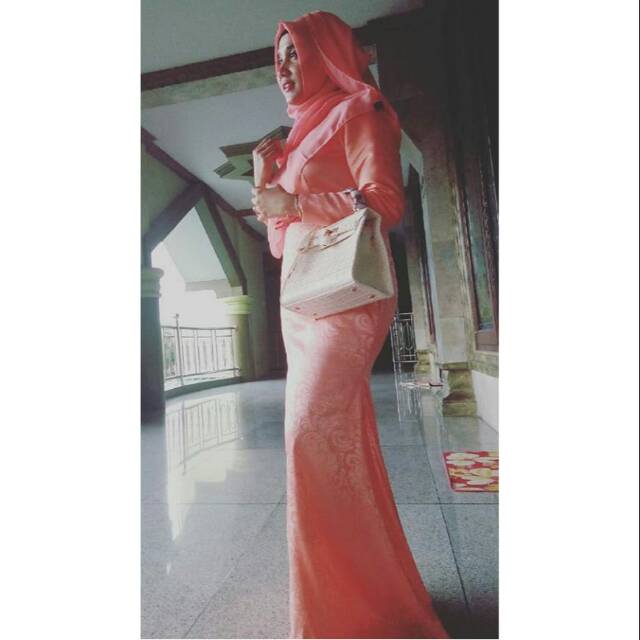 Kebaya pesta modern,hasil tempahan/jahit sendiri.