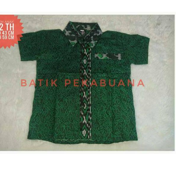 Couple ayah dan Anak Batik Mega Mendung Hijau Botol - SGM.01Jl22ј