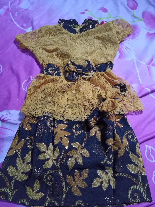 V14 Setelan Batik Brukat Baju Ikat Pita Rok Include Bando Anak Kecil Cewek 3in1 Ayu Kid Girl 2-4th