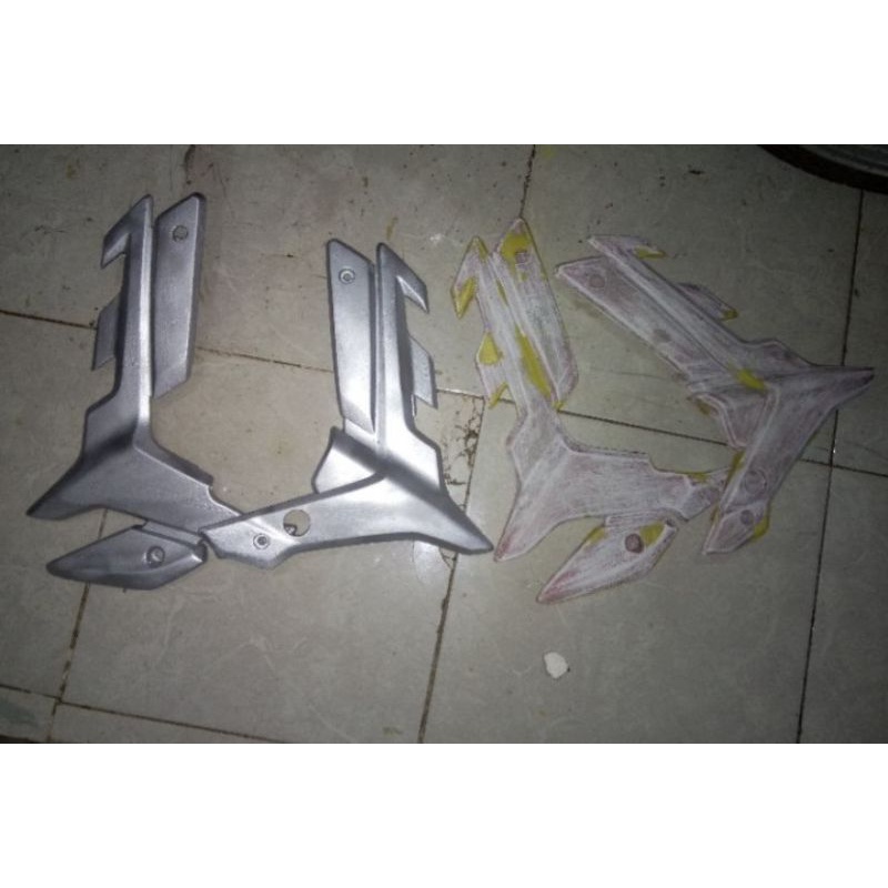 Pivot Honda cs1 bahan fiber