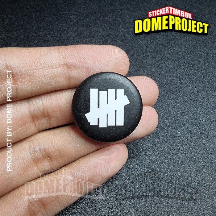 UNDEFEATED PIN PENITI 25MM BUTTON PIN AKSESORIS ROMPI TAS