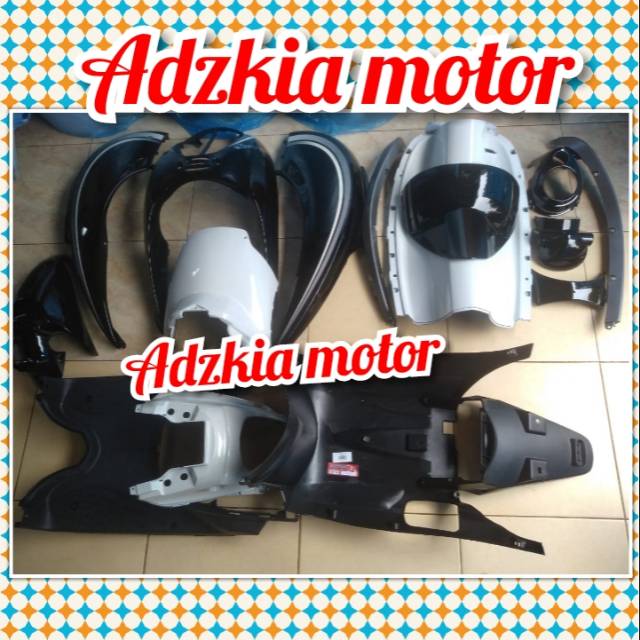 Cover body Scoopy karbu full body kasar dan halus hitam putih