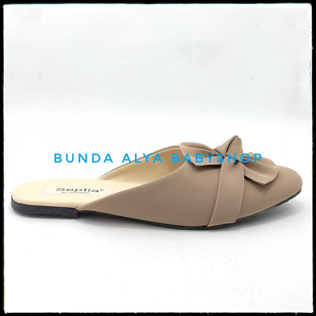 Sandal Slop Wanita Pita Bahan Suede Size 37 - 40 KREM - Sandal Wanita Simple Ringan Dan Nyaman