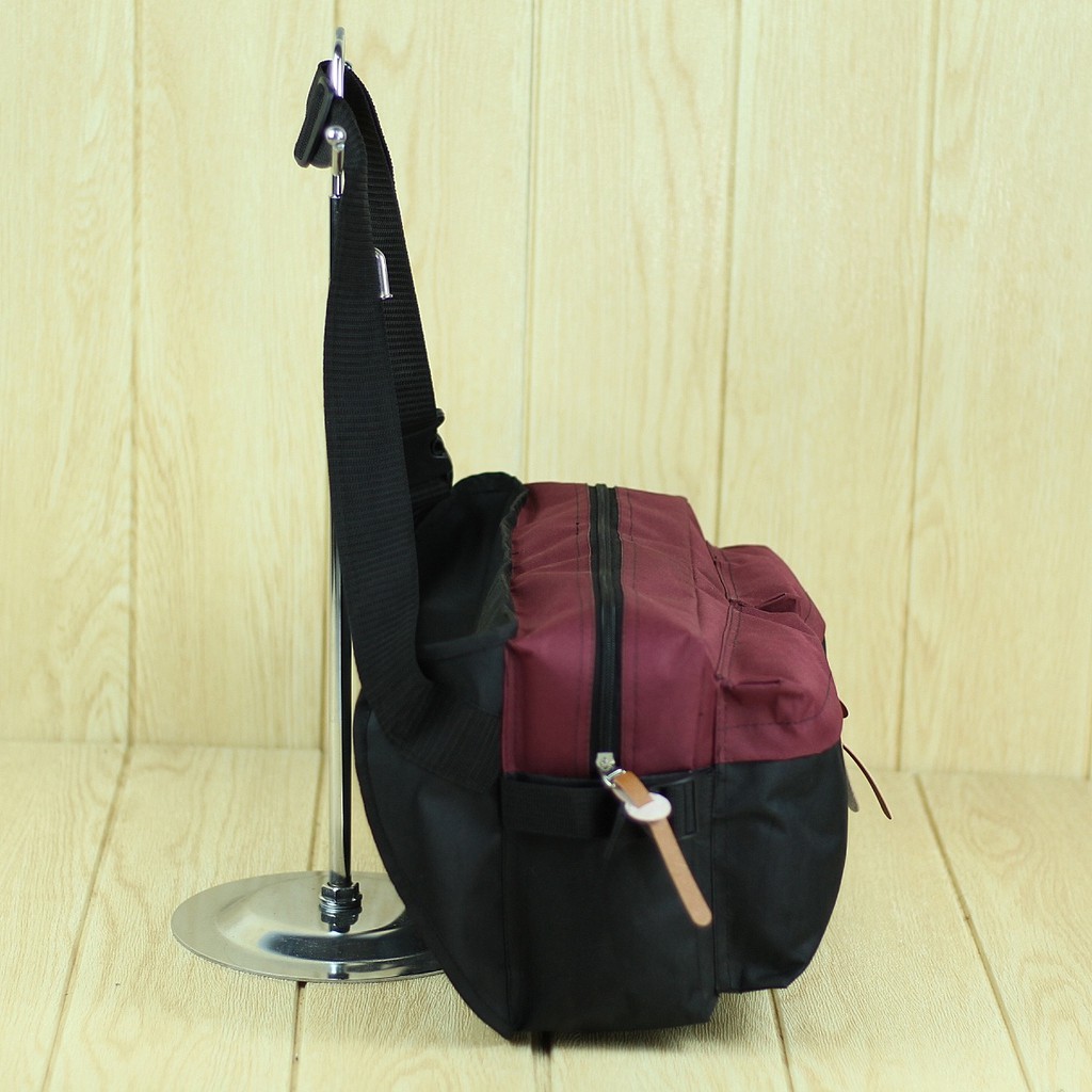 Tas Selempang Enigma Hitam Merah Terbaru Cowok Cewek Sling Bag Hang Out Kece