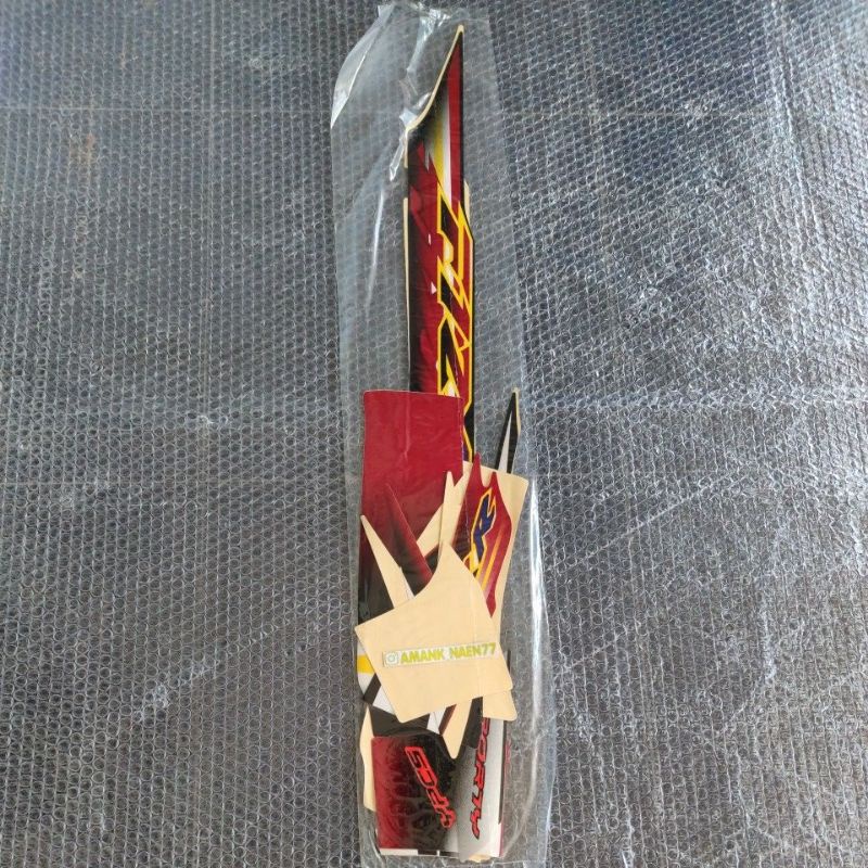 striping f1zr tahun 2003 merah hitam sporty