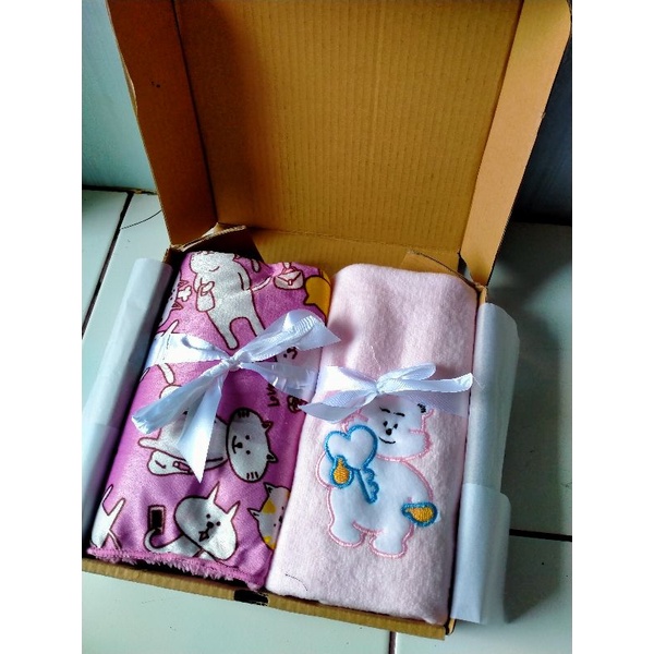 PASTI TERMURAH!!! HAMPERS BAYI | KADO BAYI | KADO LAHIRAN|HADIAH KADO HANDUK BAYI DAN SELIMUT-Pink (kucing)