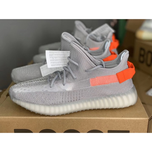 Yeezy  350 v2 tail light 40-45