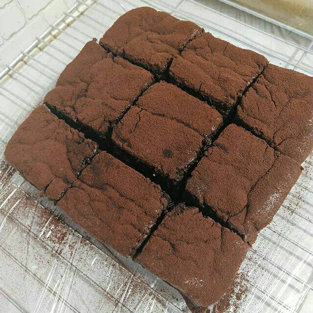 

Choco bar cake