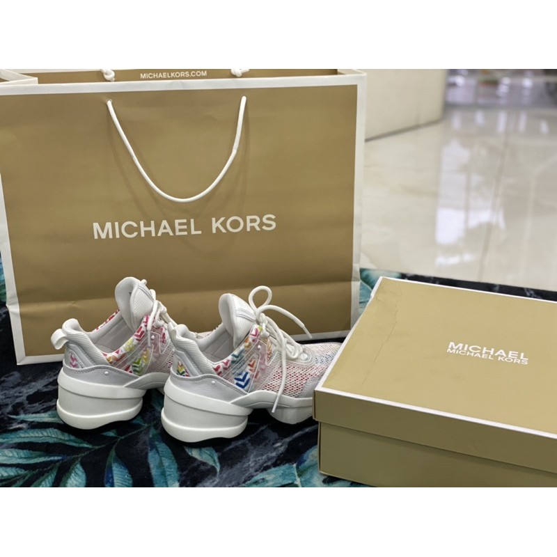 Sepatu Sneakers Michael Kors (Original Butik Michael Kors)