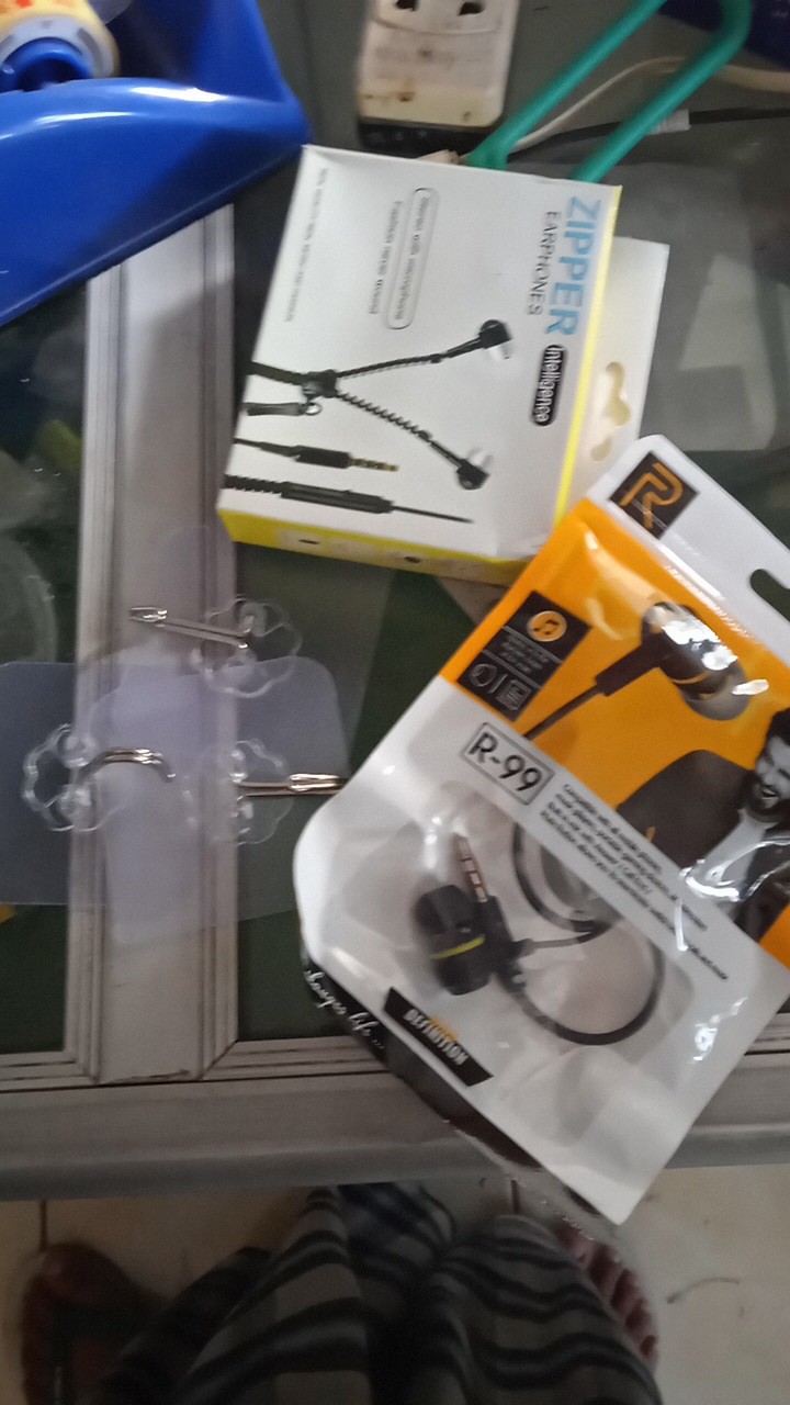 Gantungan Baju Serbaguna Super Kuat