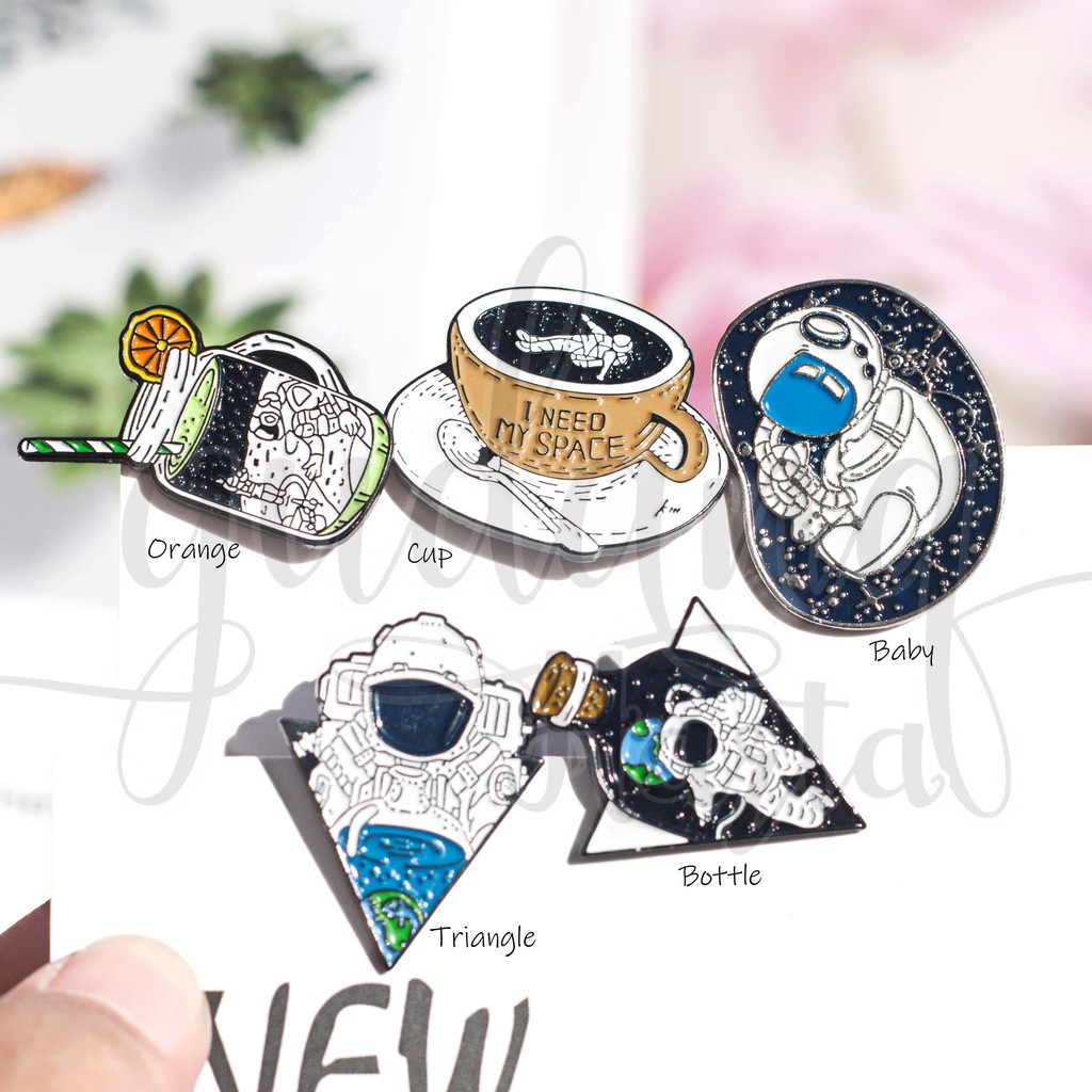 Pin Astronaut In Space Bros Pin Hijab Pins Badge Lucu Unik Imut GH 208729