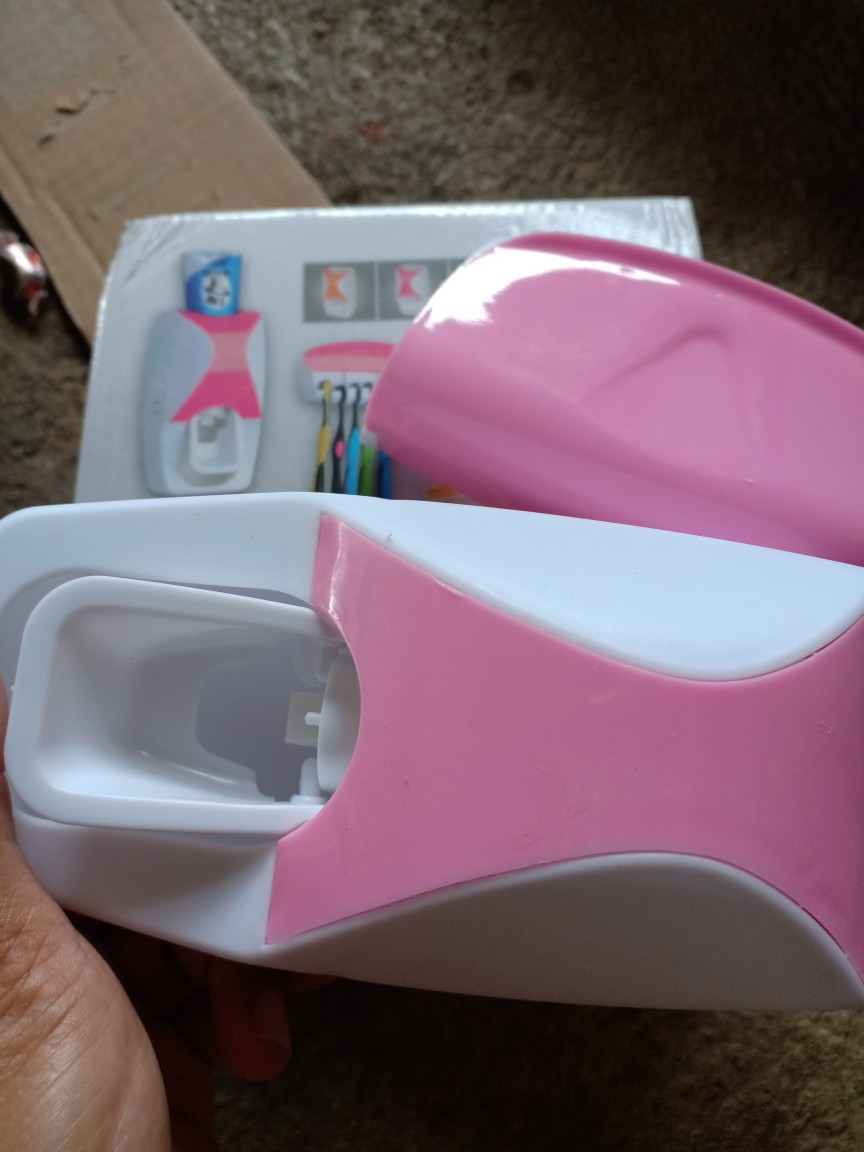 Dispenser Odol Atau Tempat Odol