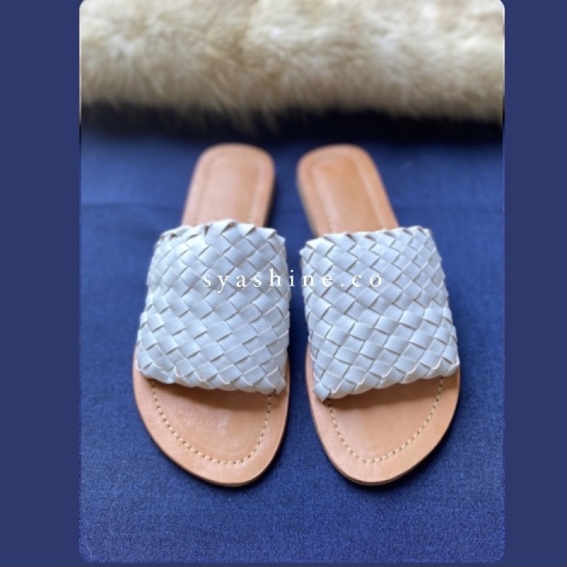 GROSSY(SANDAL KULIT SAPI BALI)
