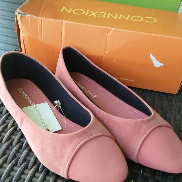 Sepatu brand matahari