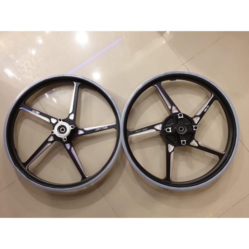 Velg Enkei 125Z / 125ZR 1.40 / 1.60 - 17 Black