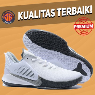 nike mamba focus white