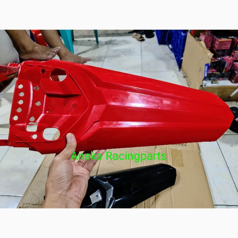 buntut spakbor crf 150 model panjang 50cm / spakbor belakang crf bahan abs tebal pnp