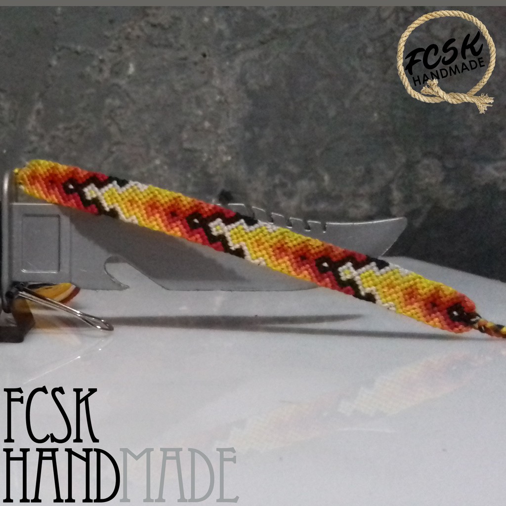 Friendship Bracelet | Gelang Anyam | Gelang Rajut | Gelang Benang | Gelang Etniq - Gradasi Kuning
