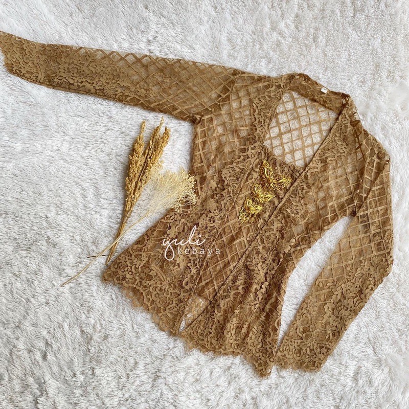 Kebaya Bali Kutubaru Lengan Panjang Semi Italy Kotak